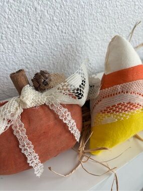 Grunge Bowl Fillers Handmade Fall Pumpkin Candy Corn Set 2 Adorable Final Sale